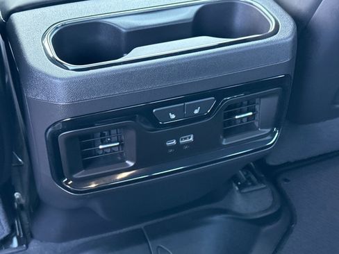 Used 2024 GMC Sierra 1500 AT4X image 14