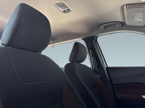 Used 2024 Nissan Kicks SR image 24