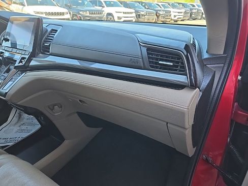 Used 2024 Honda Odyssey Elite image 83