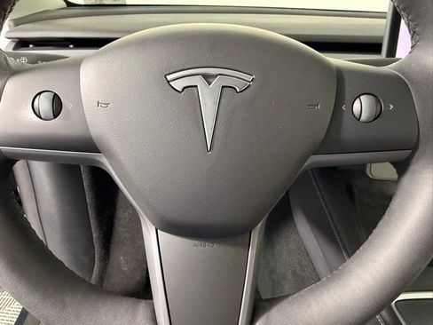 Used 2021 Tesla Model Y Performance AWD/4WD image 22