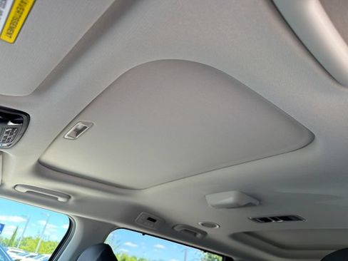 New 2026 Kia Carnival SX FWD image 16