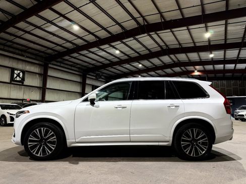 Used 2020 Volvo XC90 T5 Momentum w/ Protection Package Premier FWD image 8