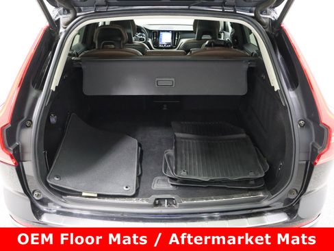 Used 2018 Volvo XC60 T6 Inscription w/ Convenience Package image 34