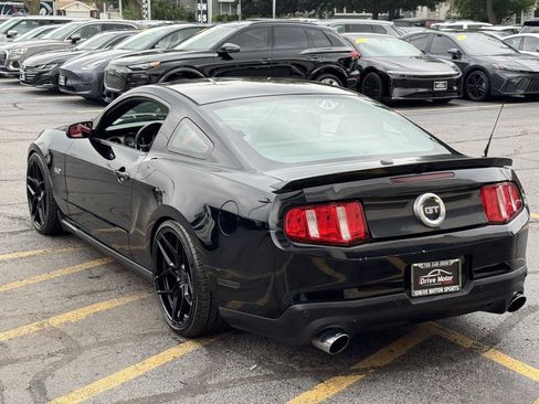 Used 2012 Ford Mustang GT Premium w/ HID Headlamps & Security Pkg RWD image 6