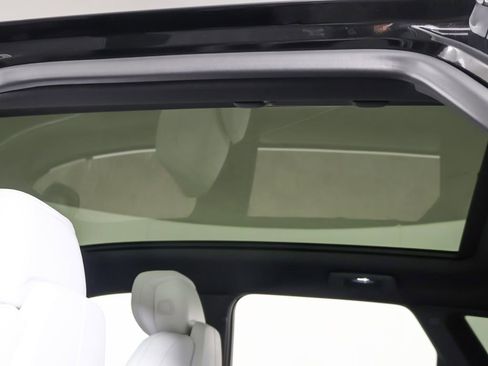 Used 2024 Cadillac Lyriq Sport RWD image 22