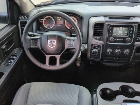 Used 2017 RAM 1500 Express w/ Express Value Package RWD image 19