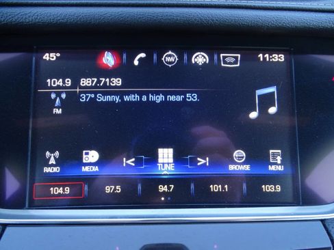 Used 2017 Cadillac XT5 Luxury image 26