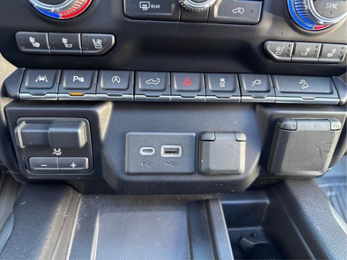 Used 2019 GMC Sierra 1500 SLT w/ SLT Premium Plus Package image 16