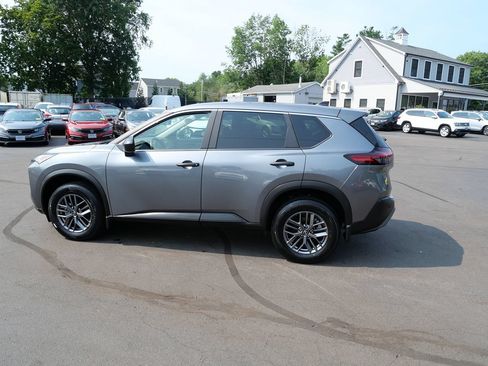 Used 2023 Nissan Rogue S AWD/4WD image 8