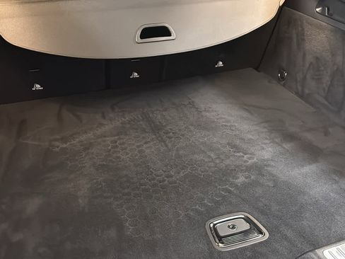 Used 2023 Mercedes-Benz GLC 300 4MATIC Coupe image 33