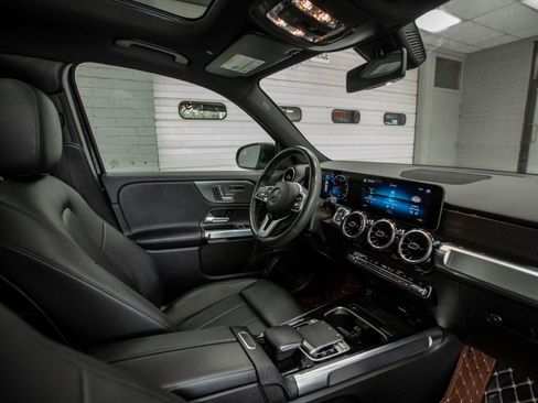 Used 2020 Mercedes-Benz GLB 250 4MATIC image 15