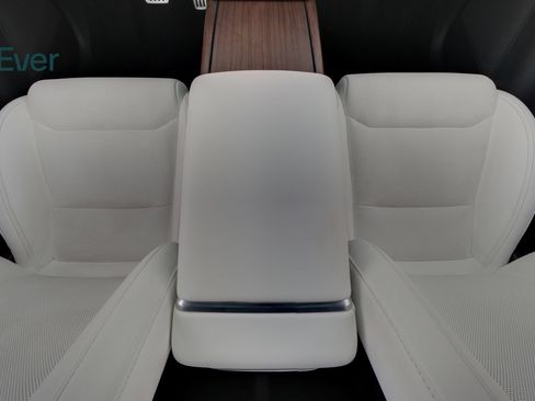 Used 2023 Tesla Model X AWD/4WD image 29