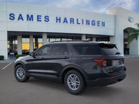 New 2026 Ford Explorer Active RWD image 4