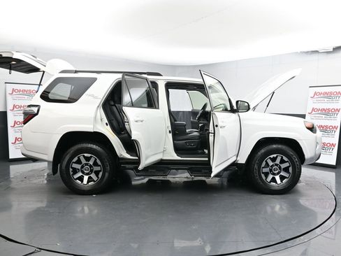 Used 2022 Toyota 4Runner TRD Off-Road Premium image 49