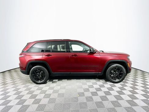 Certified 2024 Jeep Grand Cherokee Altitude image 14