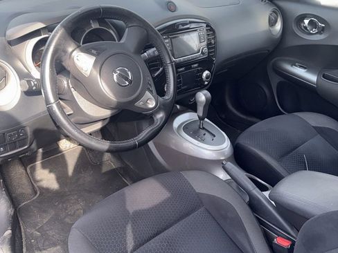 Used 2015 Nissan Juke SV image 8