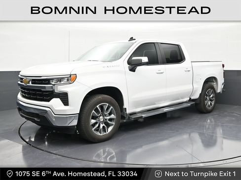 Used 2025 Chevrolet Silverado 1500 LT RWD image 1