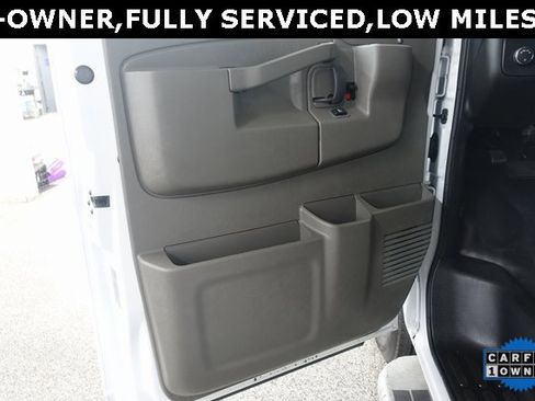 Used 2024 Chevrolet Express 2500 Work Van 3D Cargo Van w/ Driver Convenience Package image 9