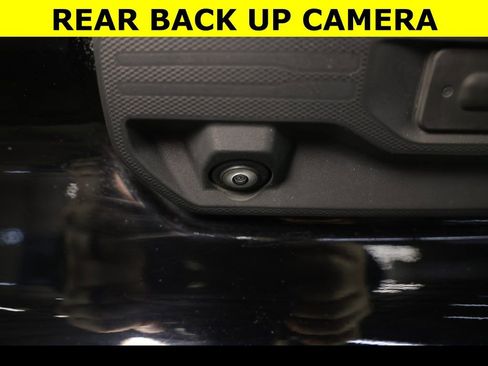 Used 2022 Chevrolet Silverado 1500 LT w/ Z71 Off-Road Package image 12