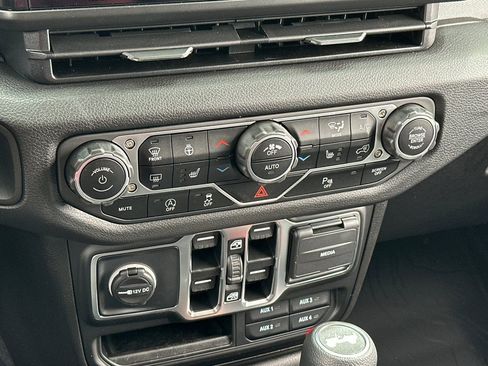 New 2025 Jeep Wrangler Unlimited Sport AWD/4WD image 21
