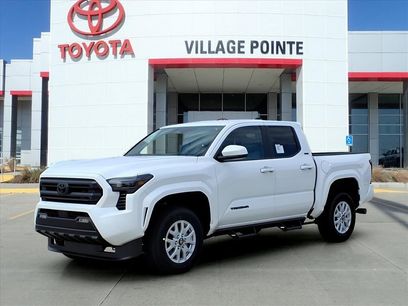 New 2025 Toyota Tacoma SR5