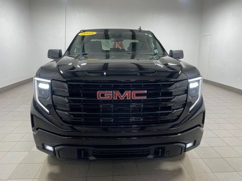 Used 2023 GMC Sierra 1500 Elevation AWD/4WD image 2