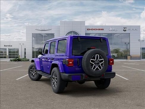 New 2026 Jeep Wrangler Unlimited Sahara AWD/4WD image 3