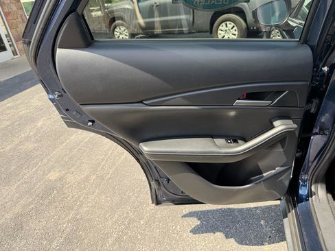 Used 2021 MAZDA CX-30 FWD 2.5 S w/ Select Package image 16