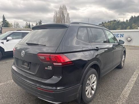 Used 2018 Volkswagen Tiguan S image 3
