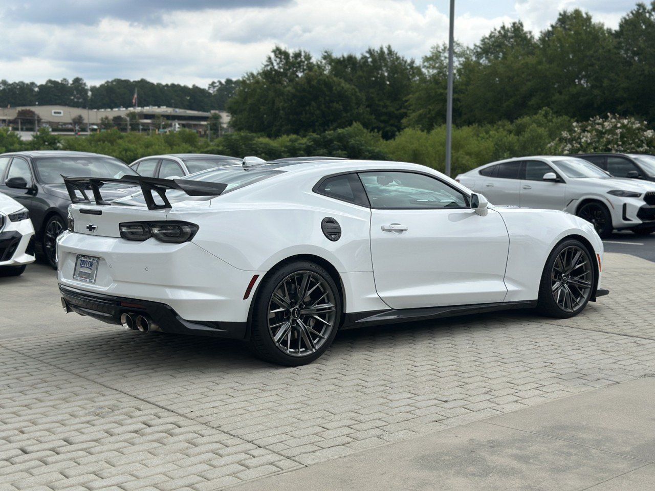 Used 2023 Chevrolet Camaro ZL1 RWD image 10