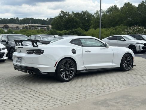 Used 2023 Chevrolet Camaro ZL1 RWD image 10