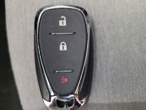 Used 2023 Chevrolet Equinox LT FWD image 32