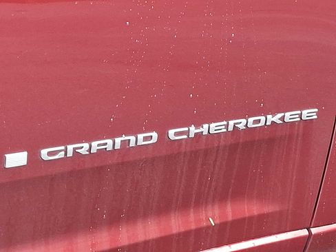 Used 2022 Jeep Grand Cherokee L Overland image 32