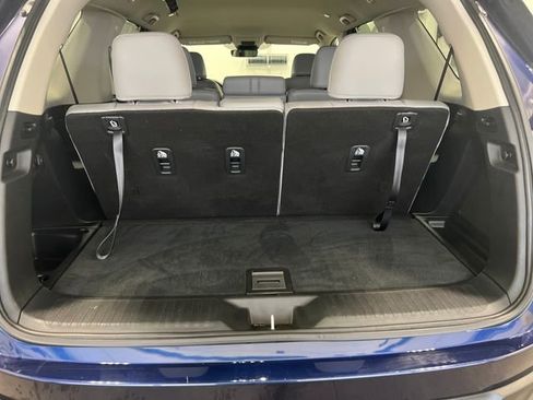 Used 2025 Honda Pilot EX-L image 14
