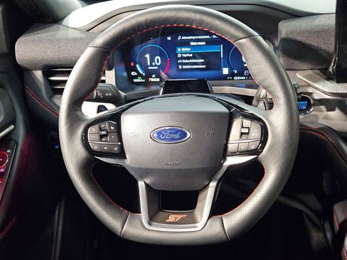 Used 2025 Ford Explorer ST AWD/4WD image 26