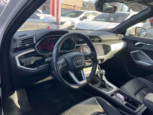 Used 2020 Audi Q3 2.0T Premium image 19