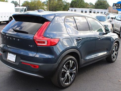 Used 2021 Volvo XC40 T5 Inscription w/ Advanced Package image 9