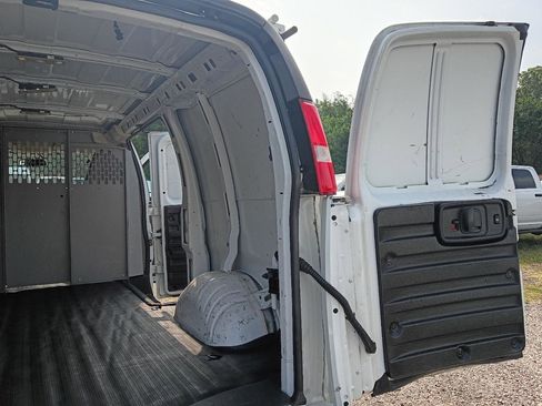 Used 2023 Chevrolet Express 2500 w/ Driver Convenience Package RWD image 25