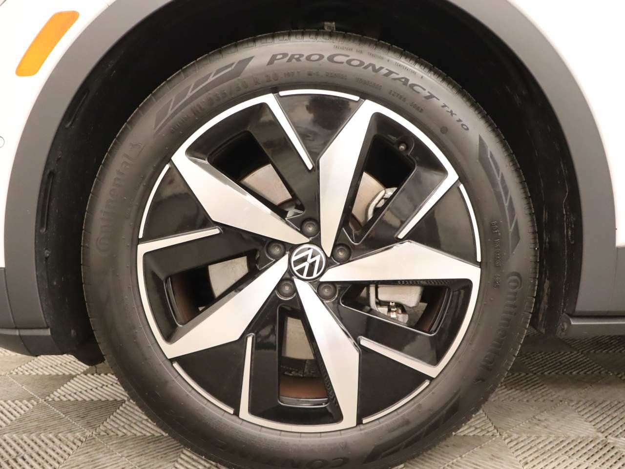 Certified 2023 Volkswagen ID.4 S RWD image 7