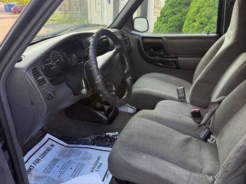 Used 2000 Ford Ranger XL AWD/4WD image 10