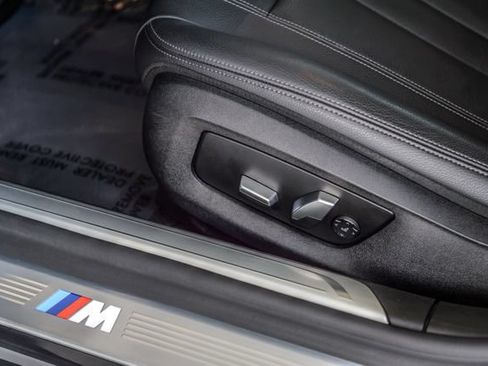 Used 2019 BMW 740i w/ M Sport Package RWD image 41