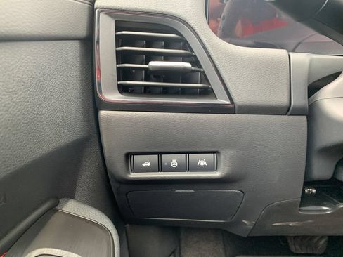 New 2026 Nissan Sentra SR w/ SR Premium Package FWD image 16