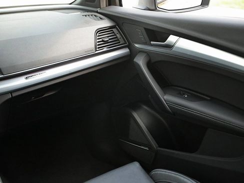 Certified 2025 Audi Q5 2.0T Premium Plus w/ Premium Plus Package image 27