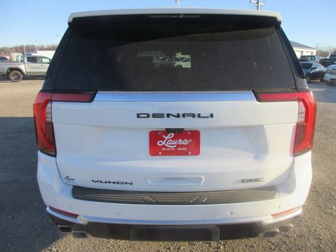 New 2026 GMC Yukon XL Denali w/ Denali Reserve Package image 5