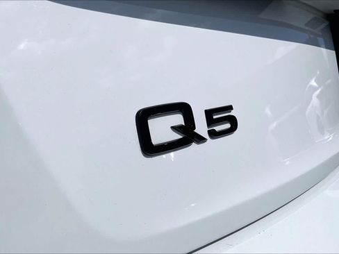 Used 2023 Audi Q5 2.0T Premium Plus AWD/4WD image 9