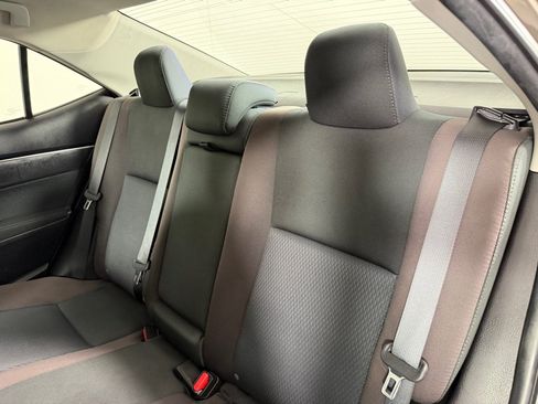 Used 2019 Toyota Corolla LE FWD image 19