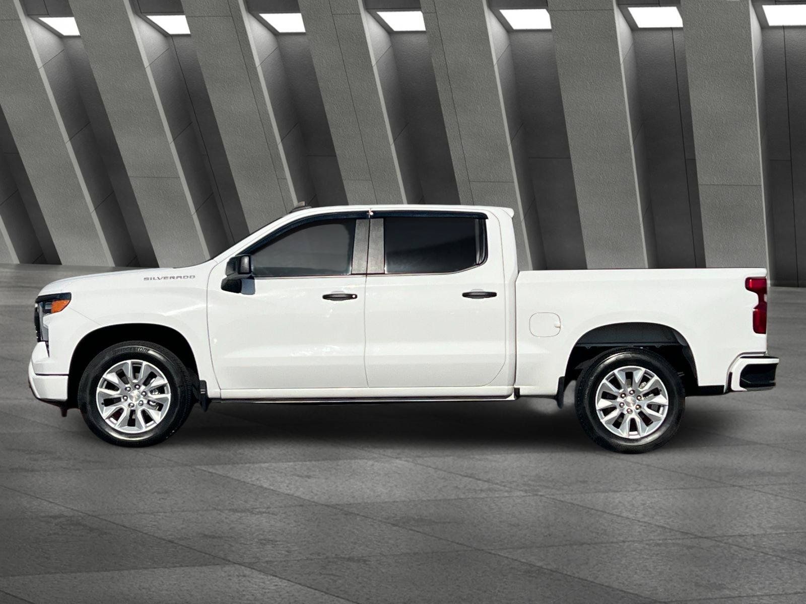 Used 2023 Chevrolet Silverado 1500 Custom RWD image 7