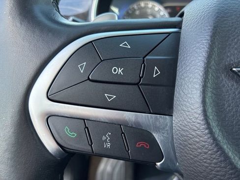 Used 2015 Chrysler 200 C w/ Navigation & Sound Group I image 29