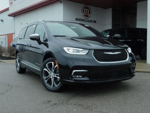 New 2026 Chrysler Pacifica Pinnacle w/ Trailer Tow Group image 2