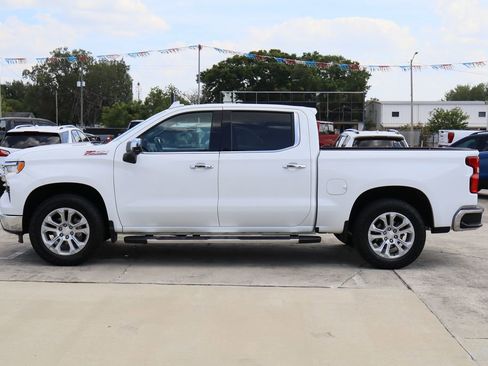 Used 2023 Chevrolet Silverado 1500 LTZ AWD/4WD image 6